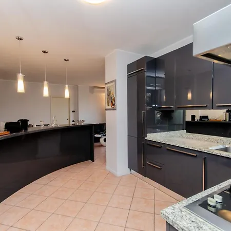 Vivimihome-norico 2 Bedrooms 1 Bathroom With Balcony Milano