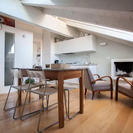 Charming Loft On The Navigli *