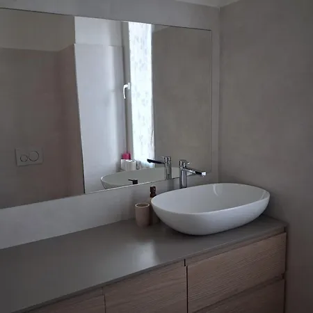Stylish Renovated Flat In The Heart Of Tortona Design District * Milano