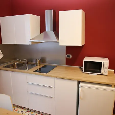 Bilocale Indipendente * ミラノ