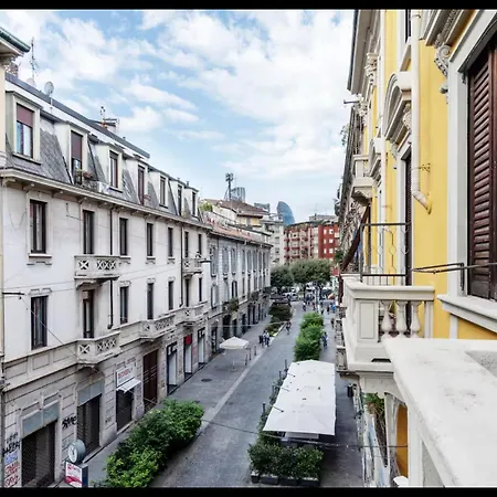 Bright Two-room In The Heart Of Chinatown Apartman