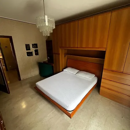 Two Bedroom In Isola