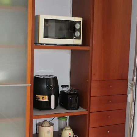 Apartamento Three-room In Tortona District *