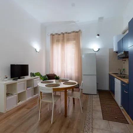 Apartman Filzi Design - Station M3-m2 Milánó