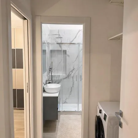 The Boutique - Walk To Duomo, Navigli - Center Apartment *