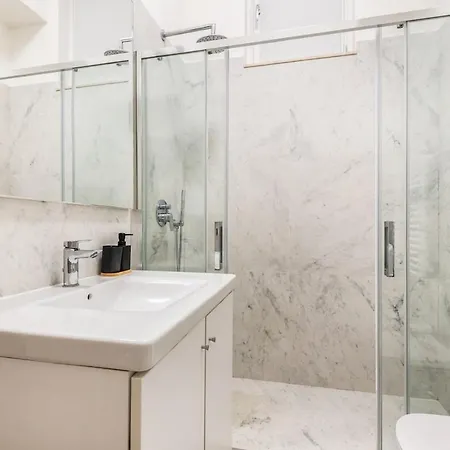 Modern Design 5 Minutes San Raffaele Apartment *
