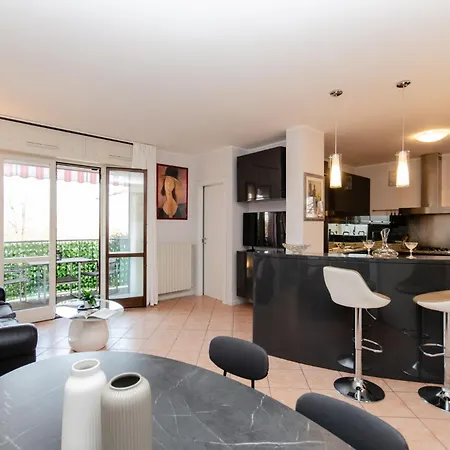 Vivimihome-norico 2 Bedrooms 1 Bathroom With Balcony Lejlighed Milano