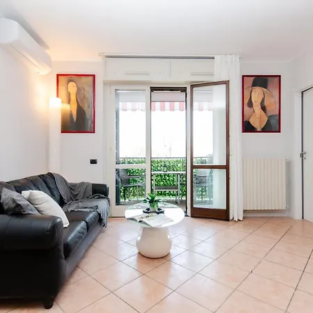 Lejlighed Vivimihome-norico 2 Bedrooms 1 Bathroom With Balcony Milano
