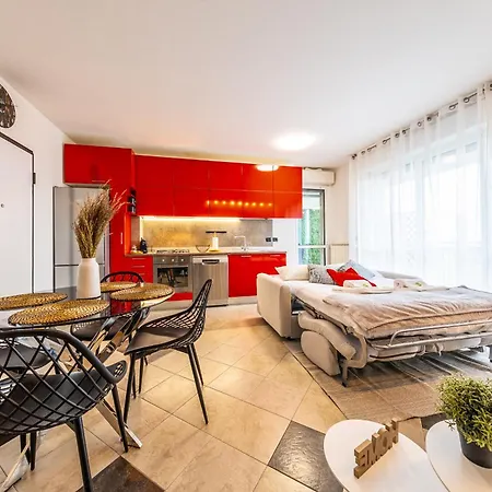 Santa Giulia Bright With 2 Terraces דירה