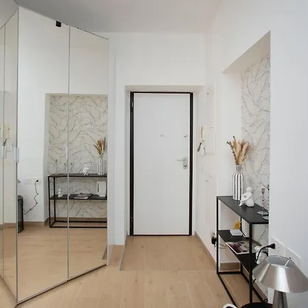 דירה Navigli 6 - Two Steps From Porta Genova By Innstay מילאנו