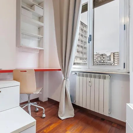 New Near Station 3 Bedroom Milán