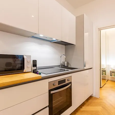 I-host Elegant Flat Near Bocconi & Center Apartment *