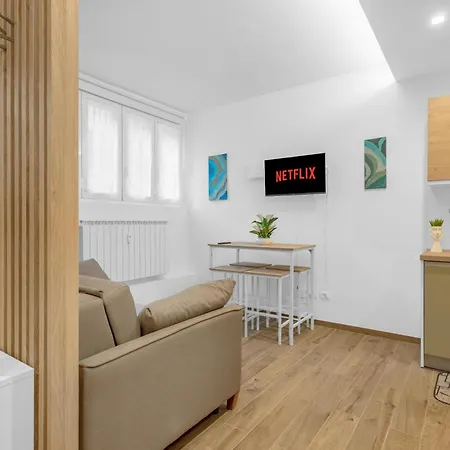 -duomo- Navigli- Master Loft شقة *