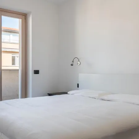 Moderno & Luminoso In Corso Buenos Aires Apartment Milan