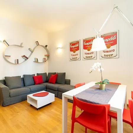 Apartmán Three-room In The Heart Of