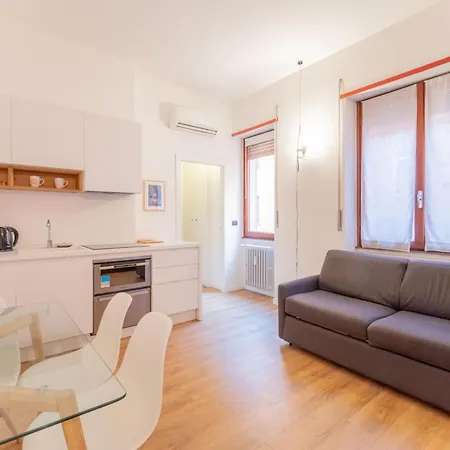Duomo - New Bright Apartment *