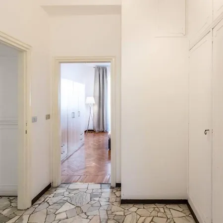 Centrale-duomo 10min - Spacious App - Sleeps 4 מילאנו