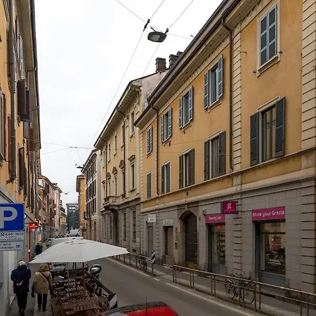 Elegante Mansarda Tra Navigli E Via Tortona * Milano