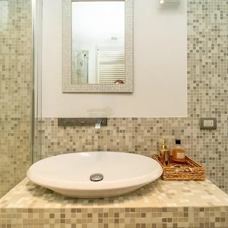 Modern In With Wifi And Ac