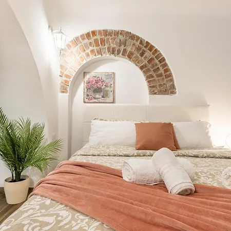 Buonarroti Loft - 10min From Duomo شقة *