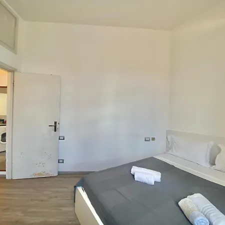 Palma Home, Elegante E Spaziosa Nel Cuore Della Citta Di Milano, Con Metropolitana M1 Gambara Lejlighed Milano