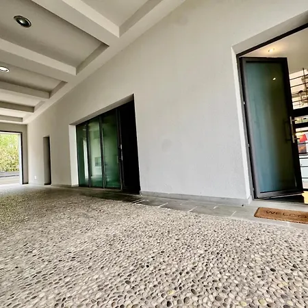 La Citta Di Vapore -