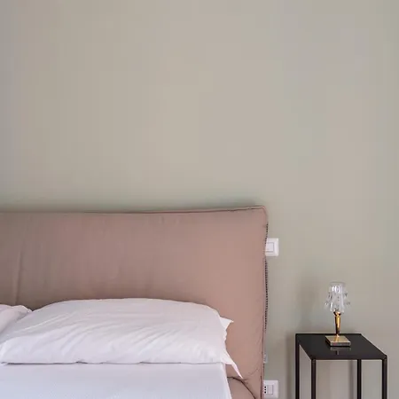 Bilocale Accogliente E Completo In Via Stilicone Appartement