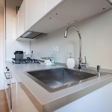 Charming Loft On The Navigli Apartmán Milán