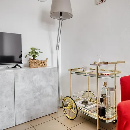 Apartment Just Urban - Bright And Modern Flat With Terrace Milan