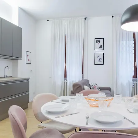 Paganini 4 Exclusive - 2 Bedroom And 2 Bathroom Milano