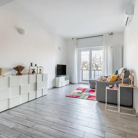 4 Pax Wi-fi Bisceglie Via Zurigo Lägenhet