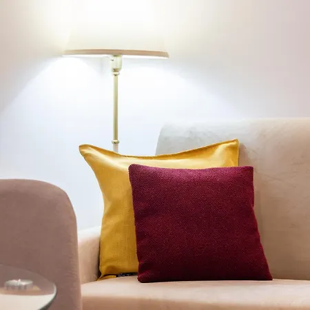 I-host Elegant Flat Near Bocconi & Center Appartement Milaan