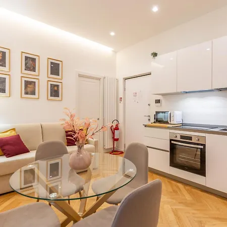 I-host Elegant Flat Near Bocconi & Center Appartement *