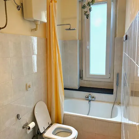 Cozy Navigli House Милан