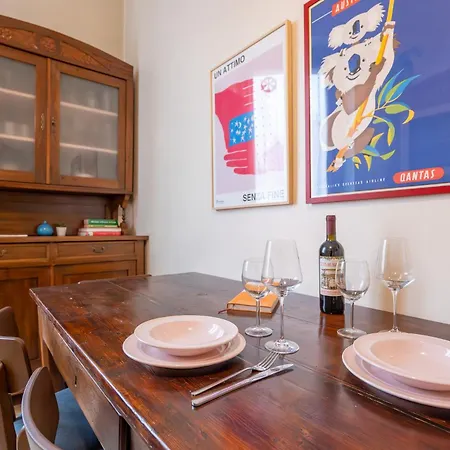 Three-room Flat With Balcony In Porta Romana Milan