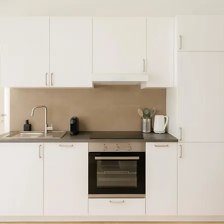 The Boutique Houses - San Siro With Private Parking - Bande Nere M1 Metro Direct To Duomo- Apartments Milan City Center Apartamento