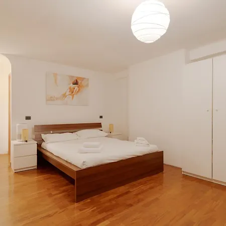 Guesthost - On Two Levels 아파트 밀라노