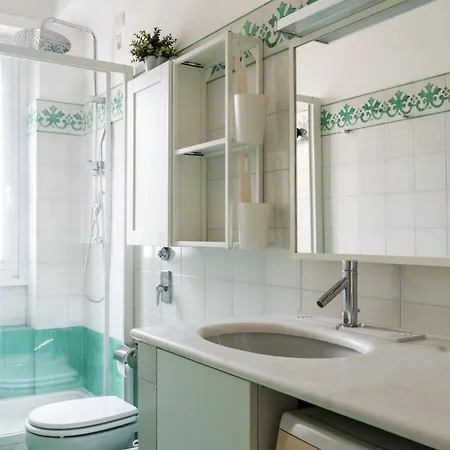 Bilocale Accogliente E Completo In Via Stilicone Appartement