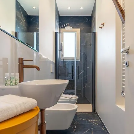 New Modern In Lägenhet Milano