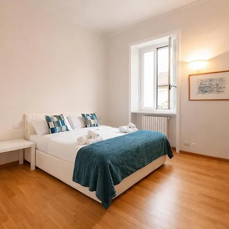 Elegant 3br 15 Min Walk To The Duomo, 2 Min To Sempione Apartmán