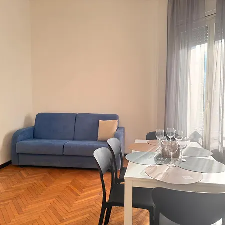 3 Bedrooms Separate 1 Min Walk From Brera, 15 Min Duomo *