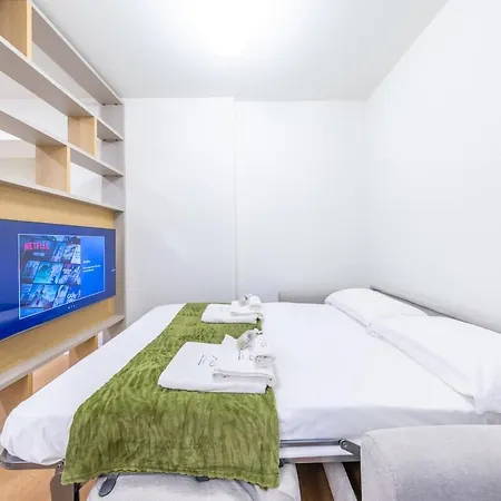 Centre Luxury, 2bdr, Sleeps 5 Lägenhet *