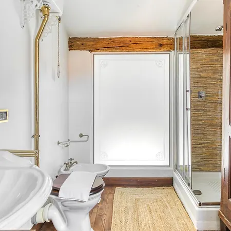 Casa Naviglio - Elegant Two-floors With Canal View *