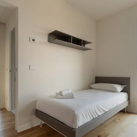 Lägenhet Guesthost - Modern Terrace Flat Lambrate *