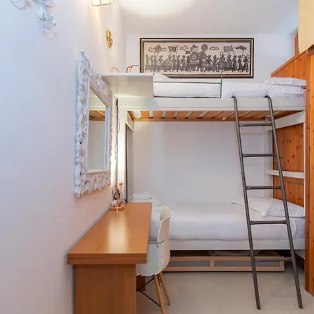 I-host 2br With Balcony Porta Romana Appartamento Milano