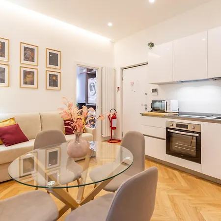 I-host Elegant Flat Near Bocconi & Center Lägenhet *