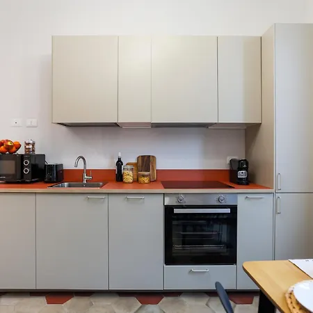 The Rent - Characteristic Three-room Near Via Washington