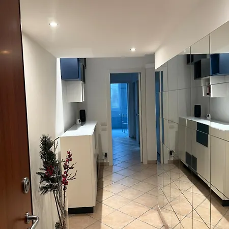 La Ciav Bordighera, Navigli Apartament Mediolan