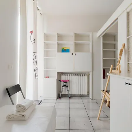 Apartment Guesthost - Cozy Near Mm1 Mailand