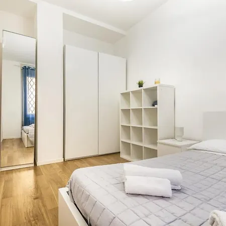 Apartment Bright Apartment-linate 10'- Duomo 10 Min Milan